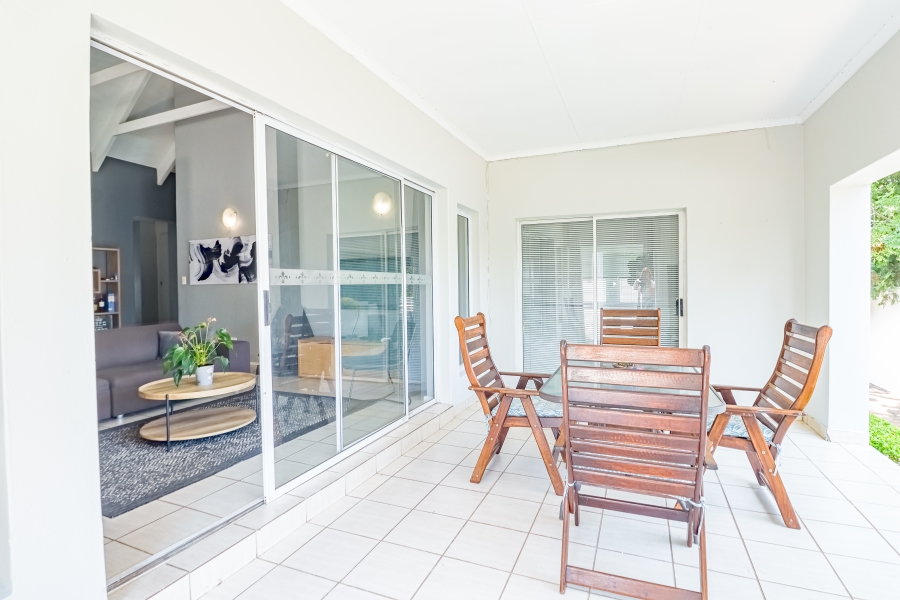 To Let 3 Bedroom Property for Rent in Silver Lakes Golf Estate Gauteng