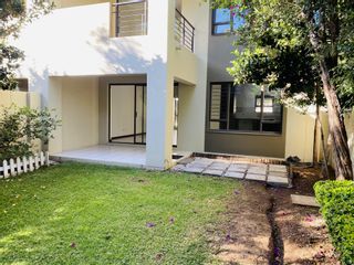 To Let 2 Bedroom Property for Rent in Fourways Gauteng