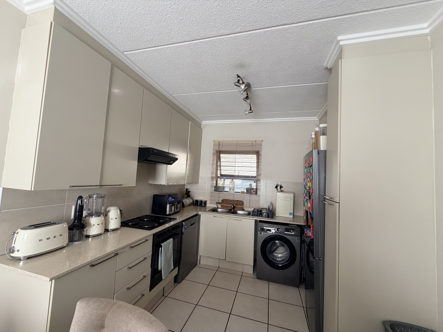 2 Bedroom Property for Sale in Fourways Gauteng