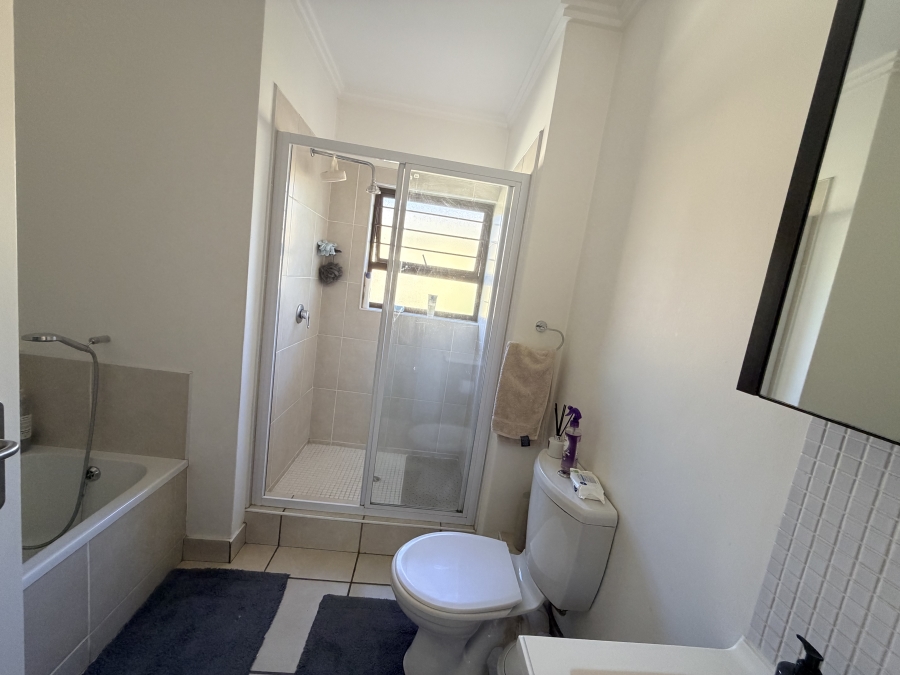 2 Bedroom Property for Sale in Fourways Gauteng
