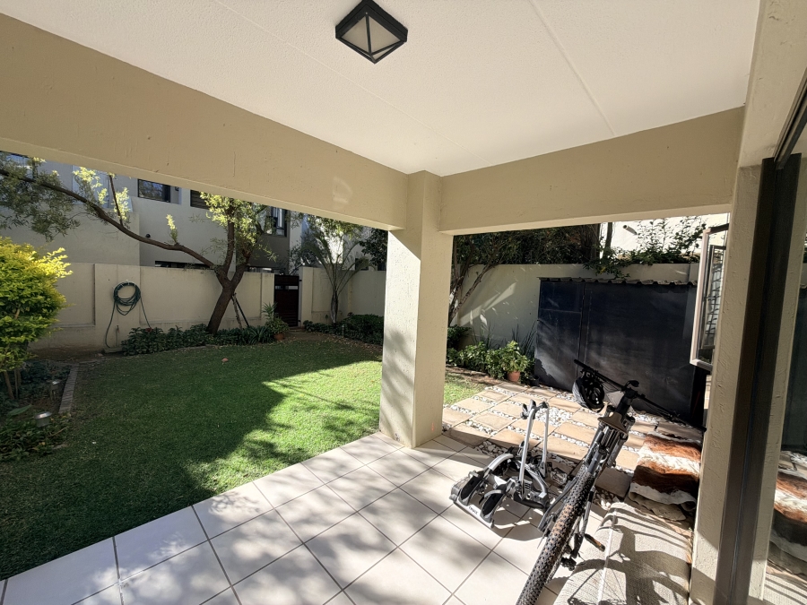 2 Bedroom Property for Sale in Fourways Gauteng