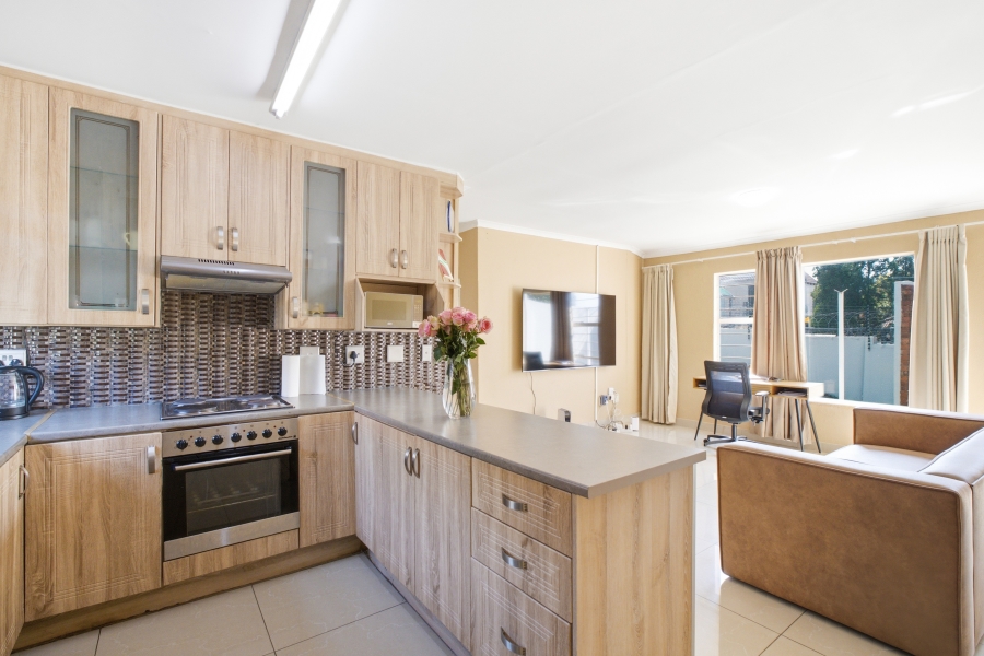 2 Bedroom Property for Sale in Magaliessig Gauteng