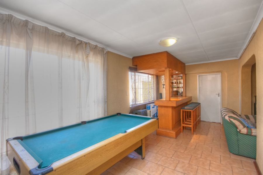 4 Bedroom Property for Sale in Roseacre Gauteng