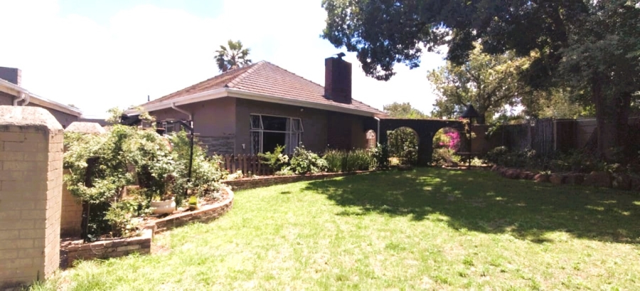 3 Bedroom Property for Sale in Farrarmere Gauteng