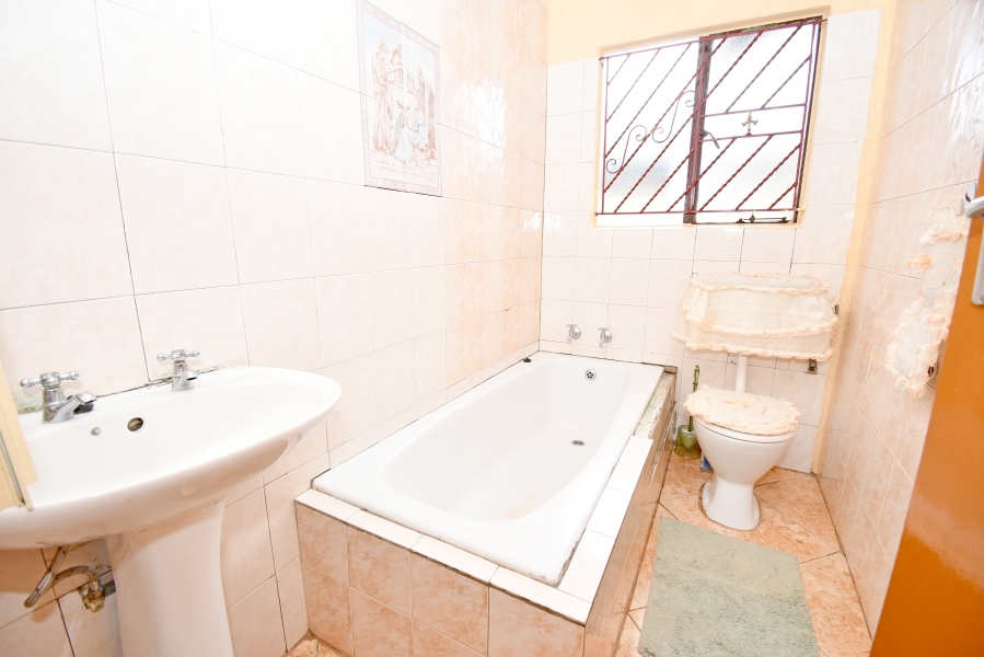 3 Bedroom Property for Sale in Bramley View Gauteng