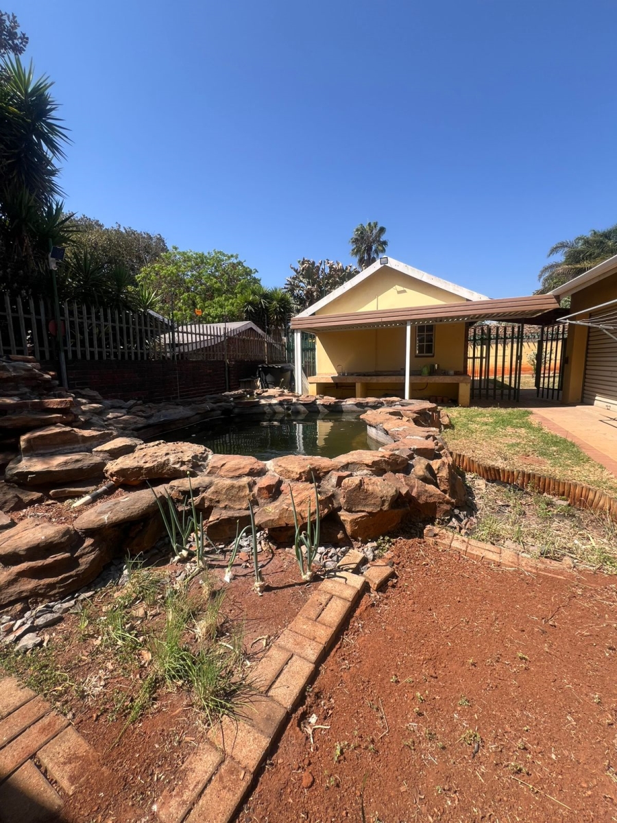 4 Bedroom Property for Sale in Bedfordview Gauteng