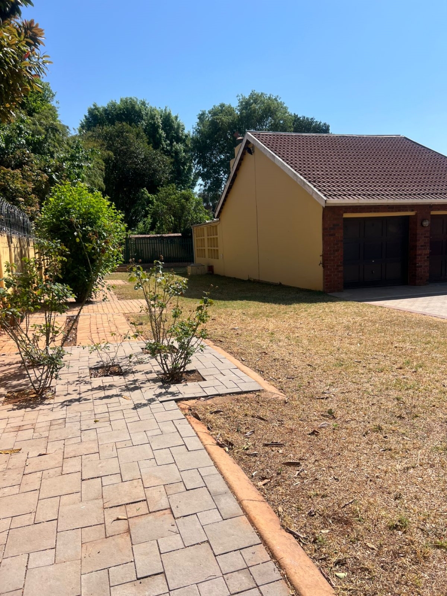 4 Bedroom Property for Sale in Bedfordview Gauteng