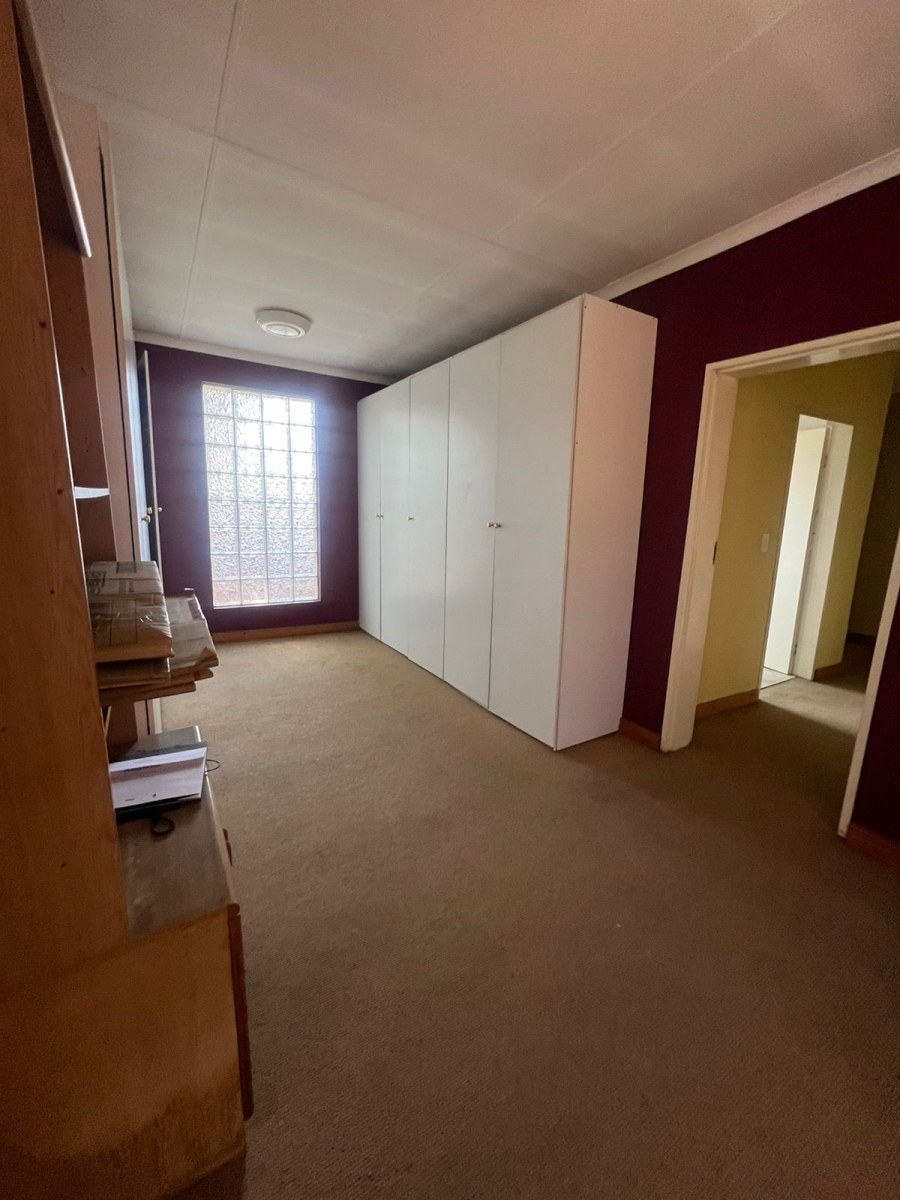 4 Bedroom Property for Sale in Bedfordview Gauteng