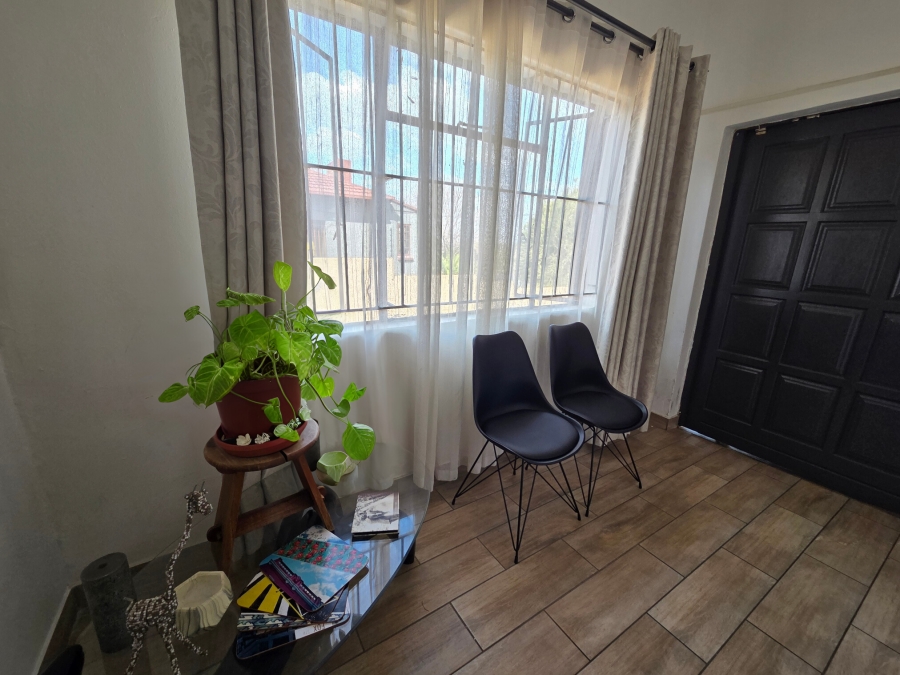 3 Bedroom Property for Sale in Discovery Gauteng