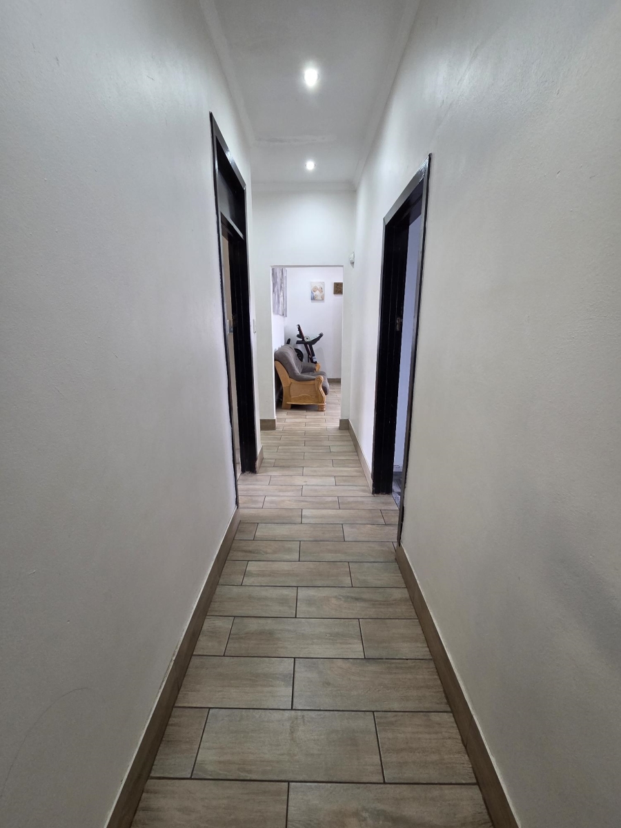 3 Bedroom Property for Sale in Discovery Gauteng