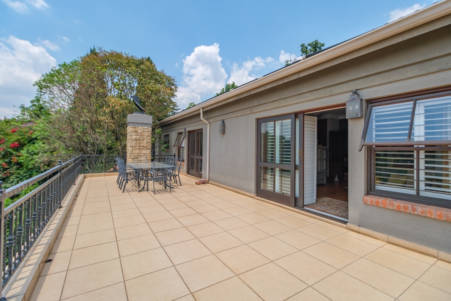4 Bedroom Property for Sale in Northcliff Gauteng