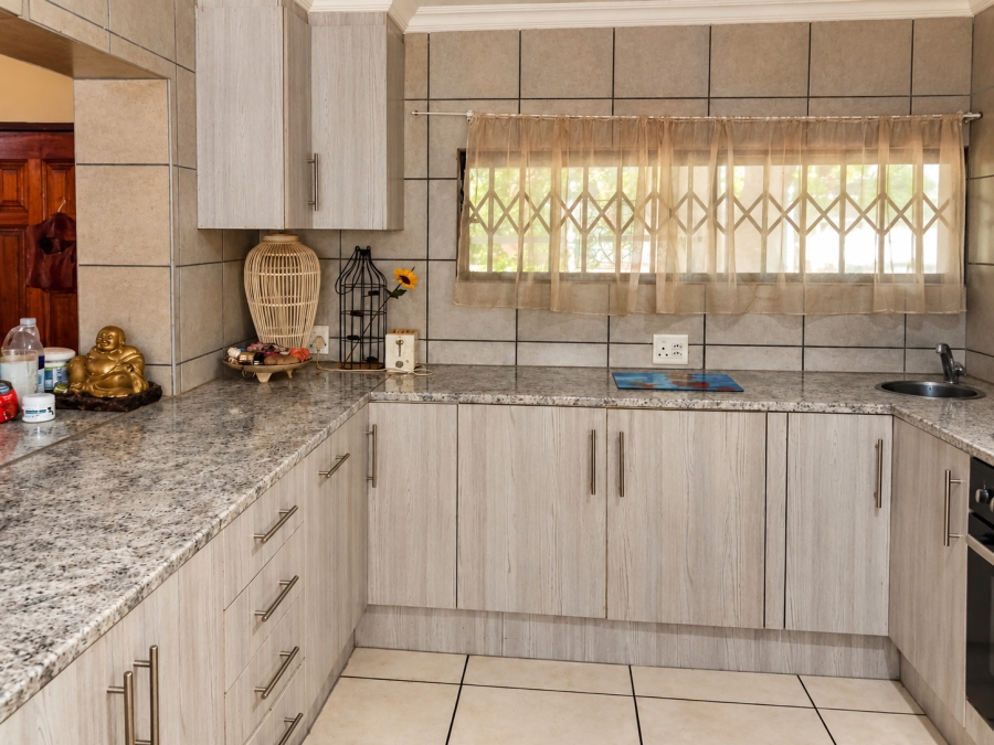 To Let 1 Bedroom Property for Rent in Norton Home Estate AH Gauteng