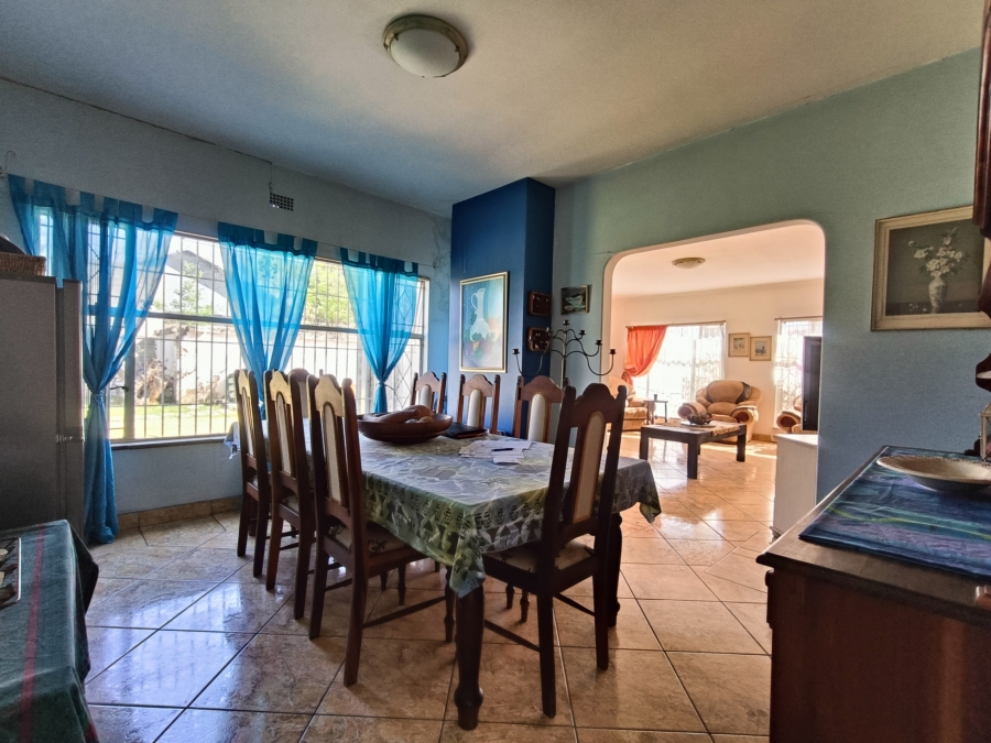 4 Bedroom Property for Sale in Glenanda Gauteng