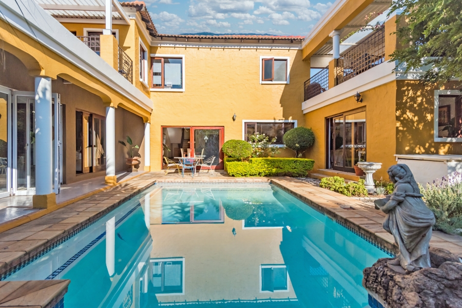 4 Bedroom Property for Sale in Ruimsig Country Estate Gauteng