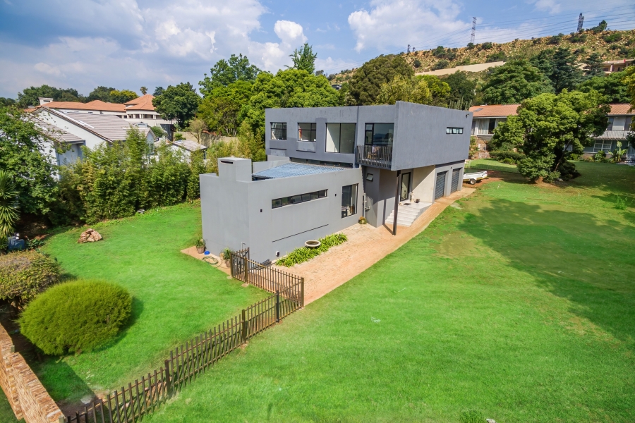 3 Bedroom Property for Sale in Bedfordview Gauteng