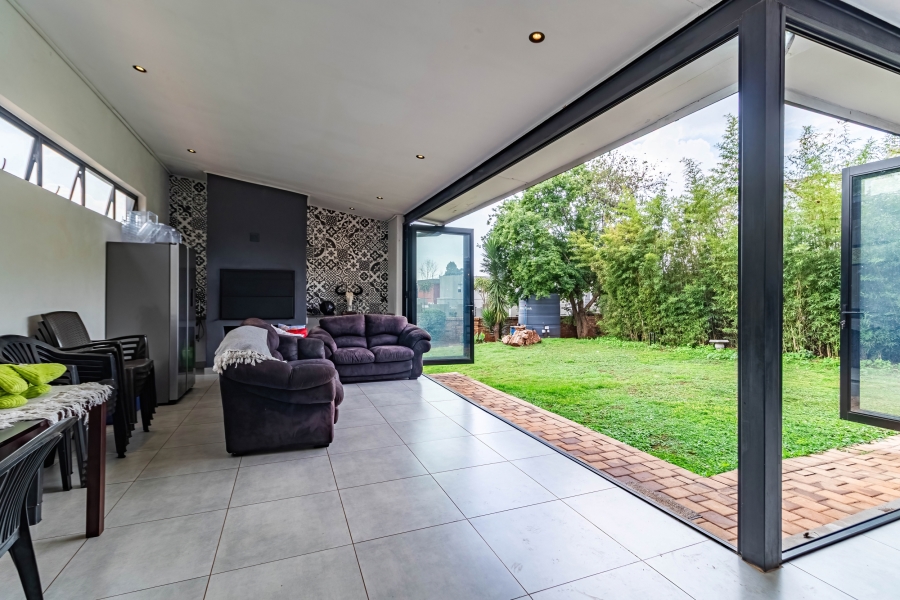 3 Bedroom Property for Sale in Bedfordview Gauteng