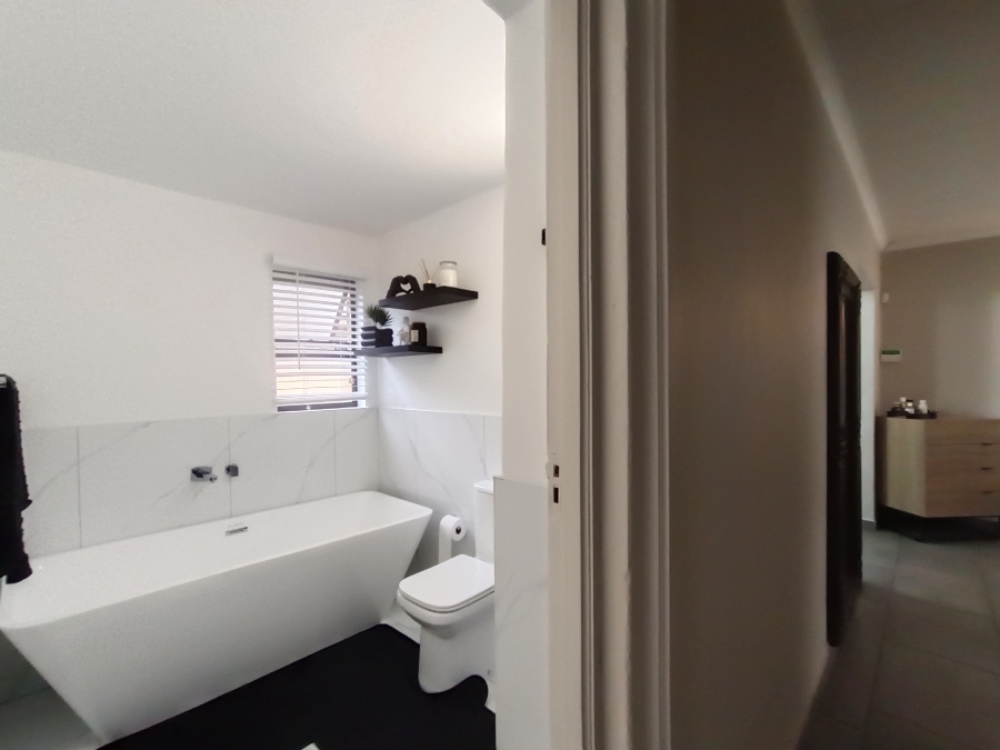 3 Bedroom Property for Sale in Clubview Gauteng