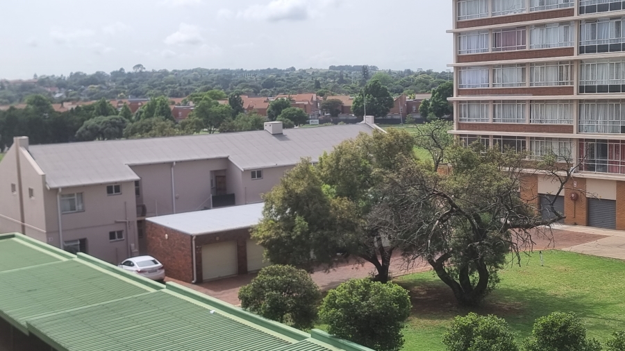 2 Bedroom Property for Sale in Elardus Park Gauteng