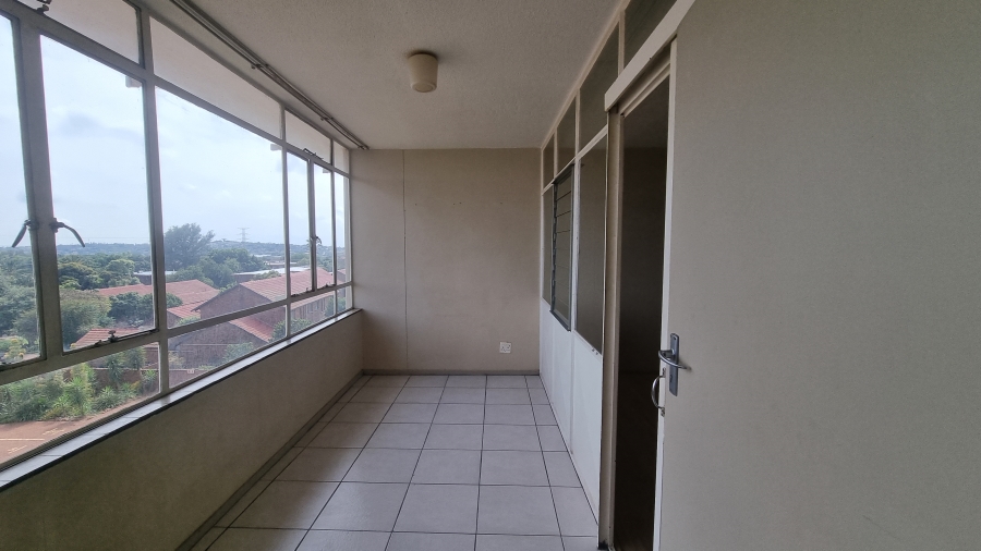 2 Bedroom Property for Sale in Elardus Park Gauteng