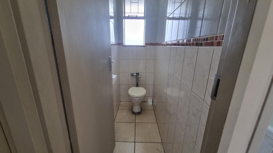 2 Bedroom Property for Sale in Elardus Park Gauteng