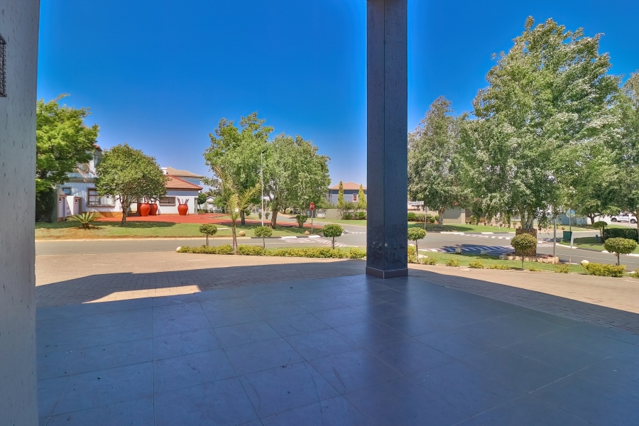 5 Bedroom Property for Sale in Helderwyk Gauteng