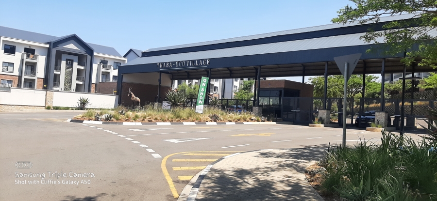 1 Bedroom Property for Sale in Aspen Hills Gauteng