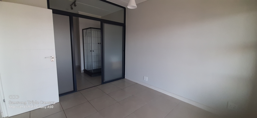 1 Bedroom Property for Sale in Aspen Hills Gauteng