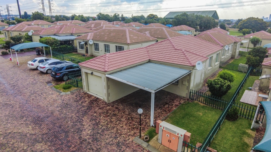 3 Bedroom Property for Sale in Elandspark Gauteng