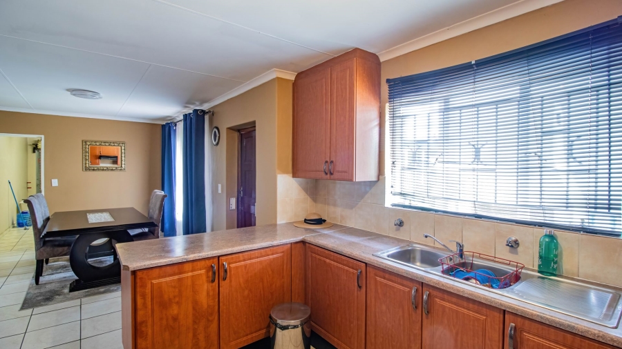 3 Bedroom Property for Sale in Elandspark Gauteng
