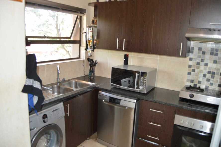 3 Bedroom Property for Sale in Mulbarton Gauteng