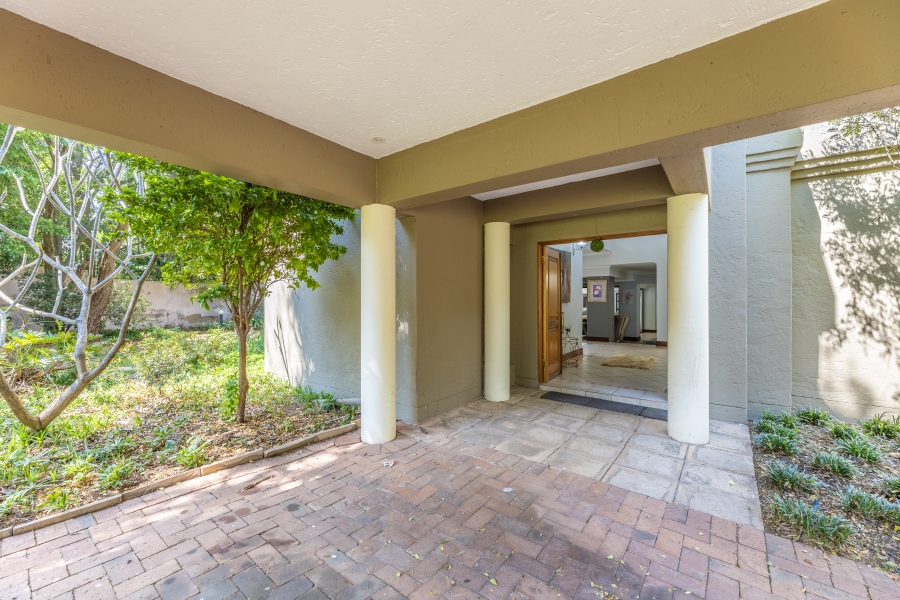 4 Bedroom Property for Sale in Bryanston Gauteng