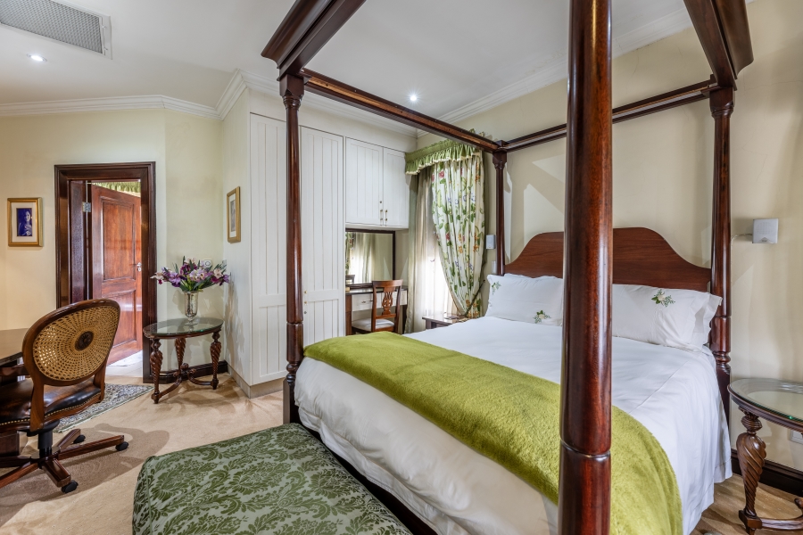 4 Bedroom Property for Sale in Bryanston Gauteng