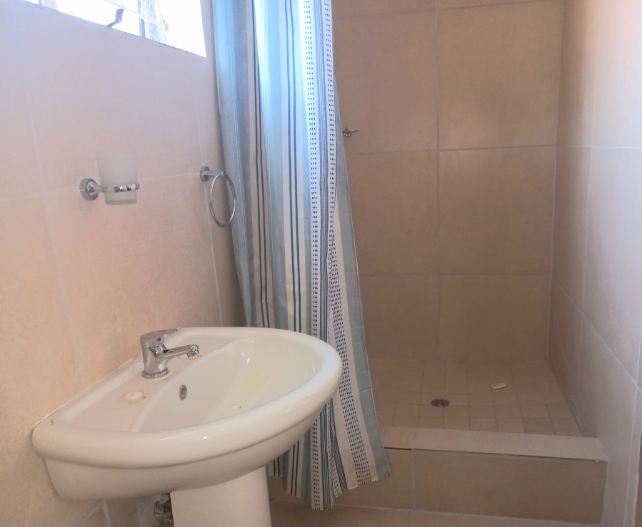 1 Bedroom Property for Sale in Blairgowrie Gauteng