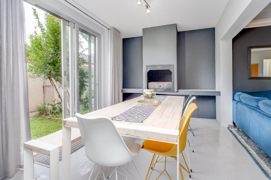 To Let 2 Bedroom Property for Rent in Sunninghill Gauteng