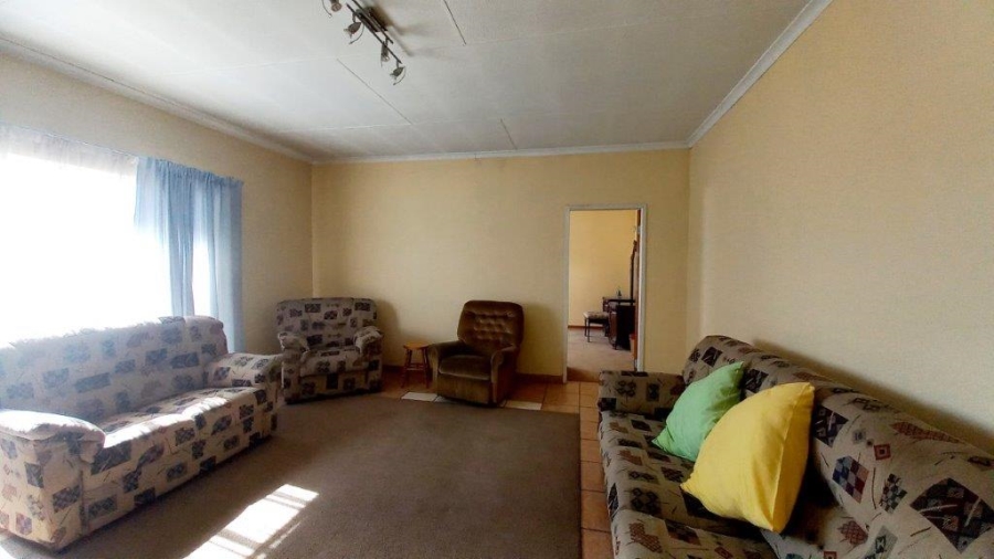 7 Bedroom Property for Sale in Sunward Park Gauteng