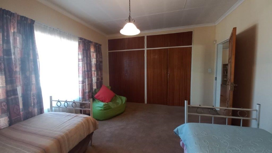 7 Bedroom Property for Sale in Sunward Park Gauteng