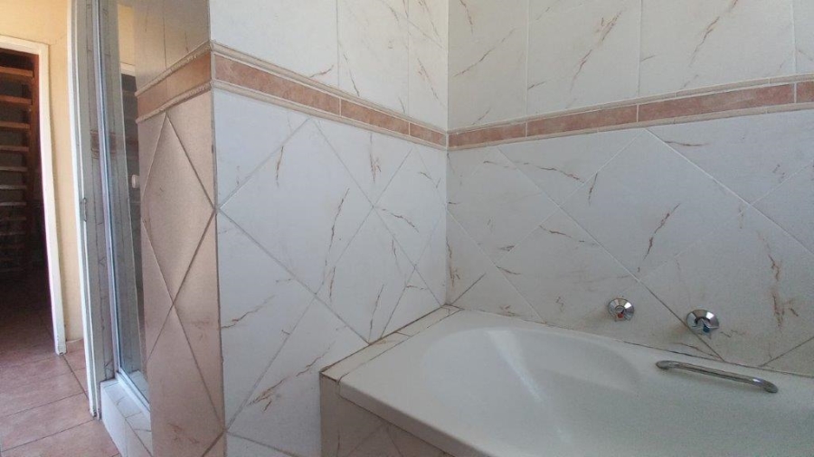 7 Bedroom Property for Sale in Sunward Park Gauteng