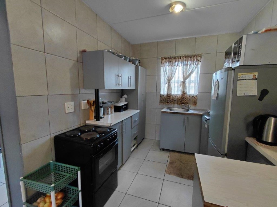 2 Bedroom Property for Sale in Parkrand Gauteng