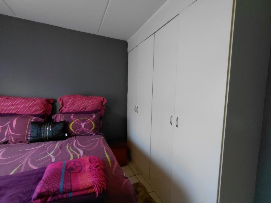 2 Bedroom Property for Sale in Parkrand Gauteng