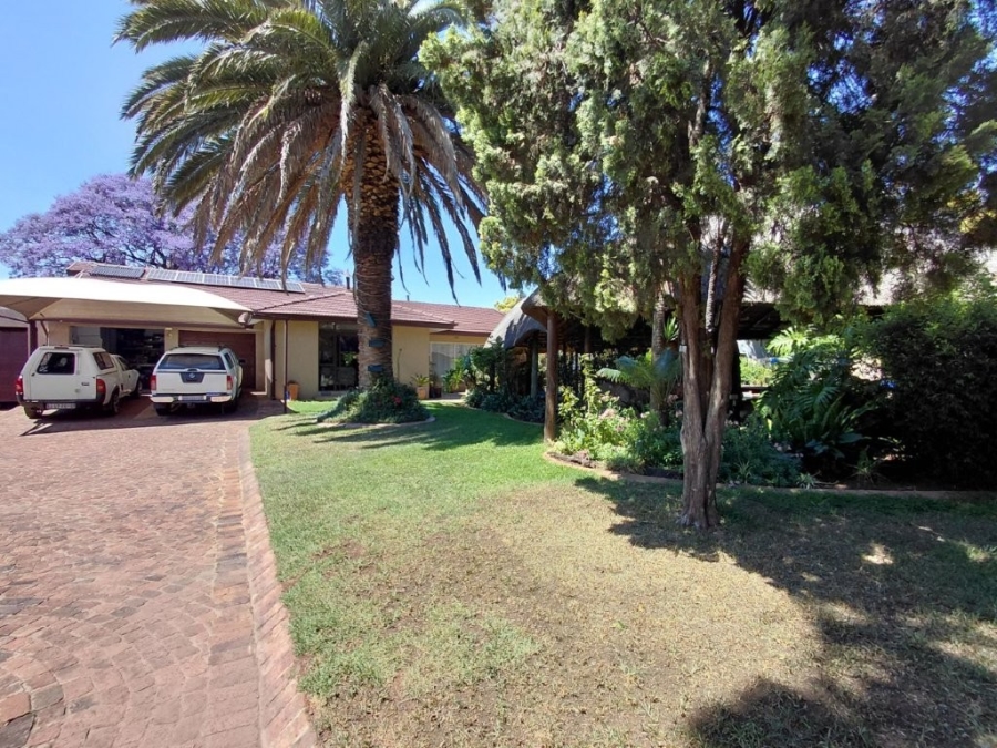 4 Bedroom Property for Sale in Libradene Gauteng