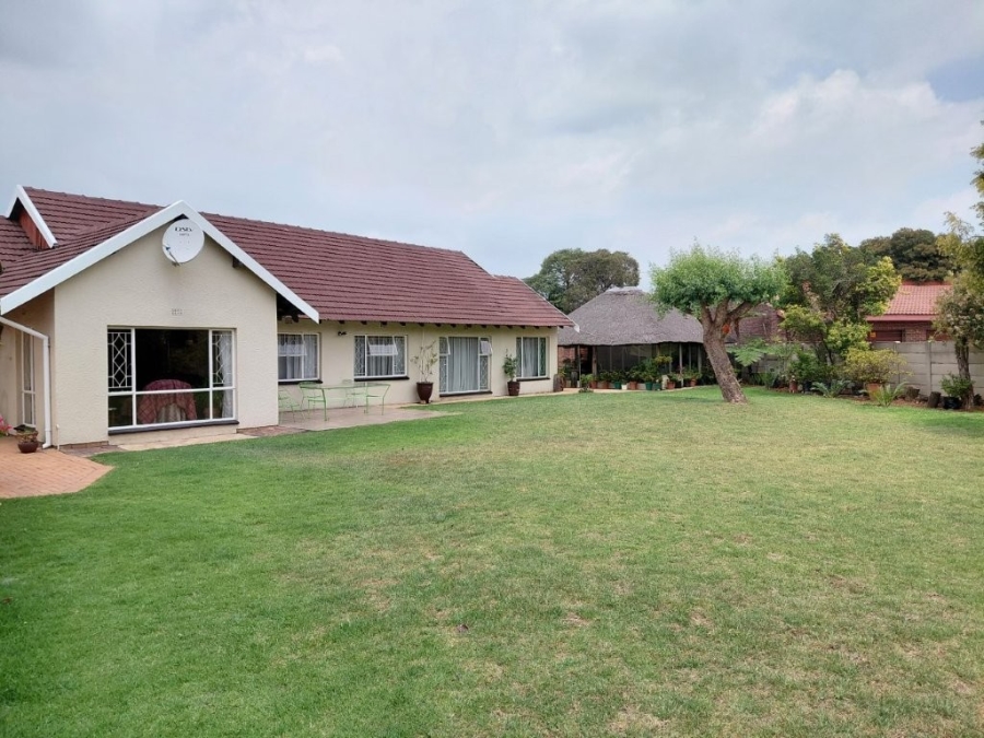 4 Bedroom Property for Sale in Freeway Park Gauteng