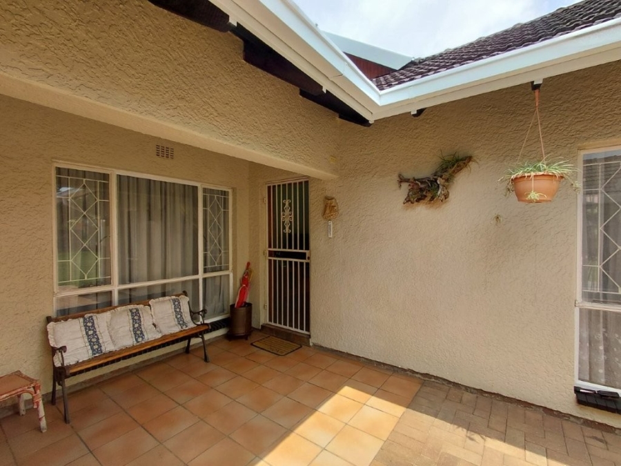 4 Bedroom Property for Sale in Freeway Park Gauteng