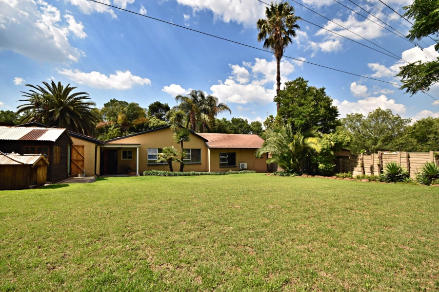 4 Bedroom Property for Sale in Bromhof Gauteng