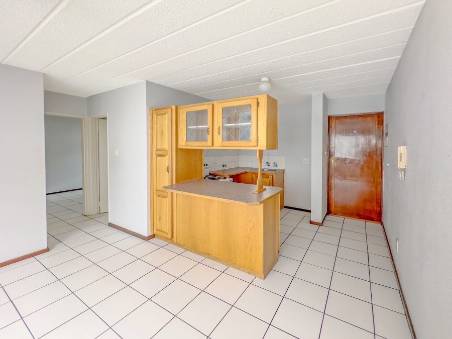 2 Bedroom Property for Sale in Groenkloof Gauteng