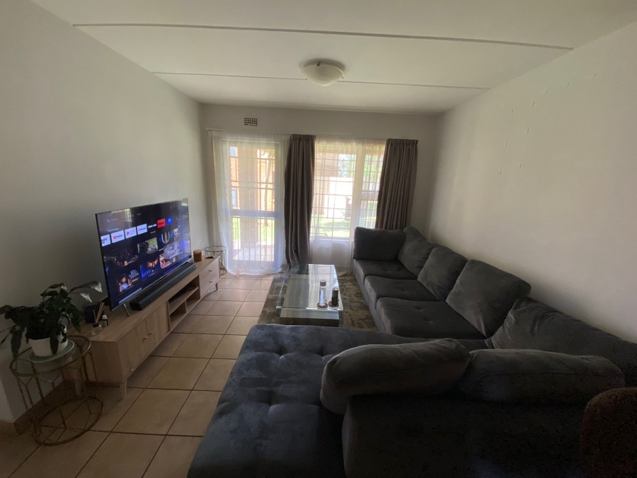 To Let 2 Bedroom Property for Rent in Olympus AH Gauteng