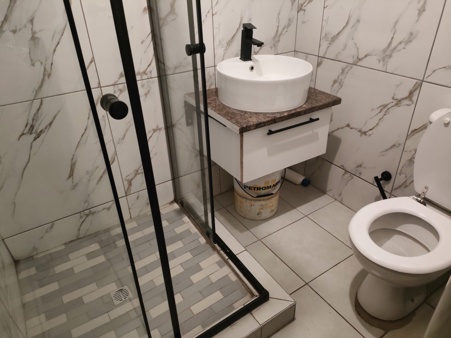 2 Bedroom Property for Sale in Silverton Gauteng