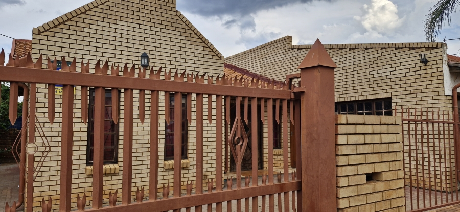 To Let 3 Bedroom Property for Rent in Mamelodi East Gauteng