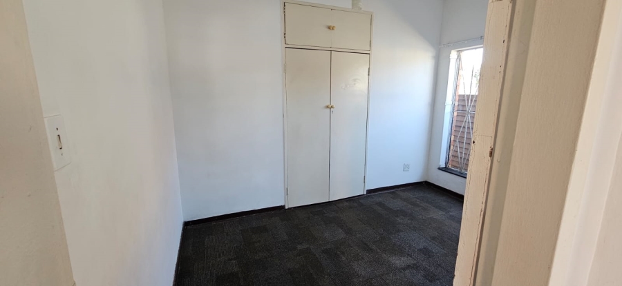 To Let 2 Bedroom Property for Rent in Turffontein Gauteng