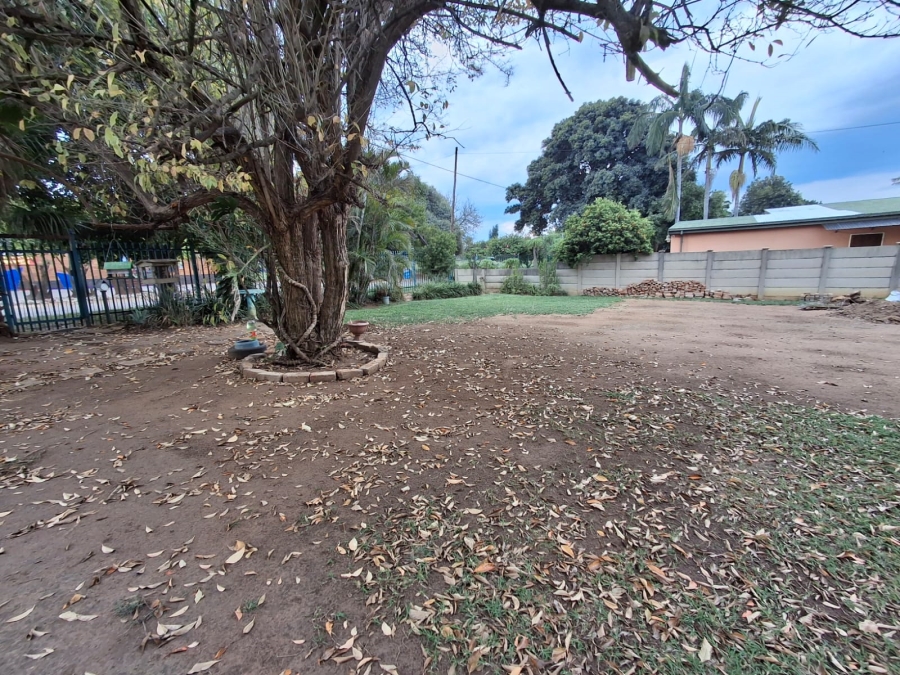 3 Bedroom Property for Sale in Tileba Gauteng