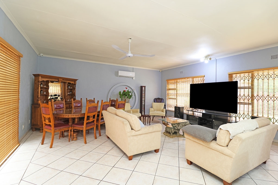 3 Bedroom Property for Sale in Helikonpark Gauteng
